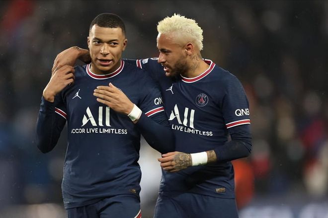 [图]东契奇祖巴茨伤退詹姆斯36分 湖人不敌快船