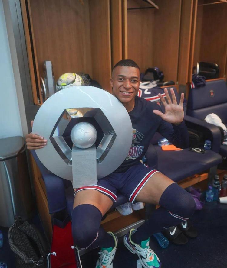 新赛季的《群星纪元》，怎么还在给SLG品类提供新解法